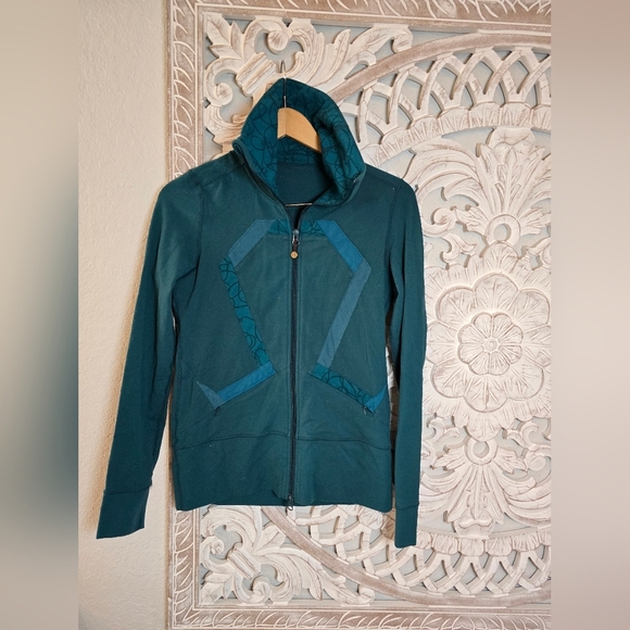 lululemon athletica Tops - lululemon athletica Teal Full-Zip Size 6 Jacket Sweatshirt athleisure tennis